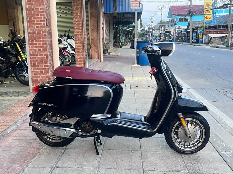 V-Special 2024 Lambretta V200 จดปี 24 ไมล์ 3098 km.