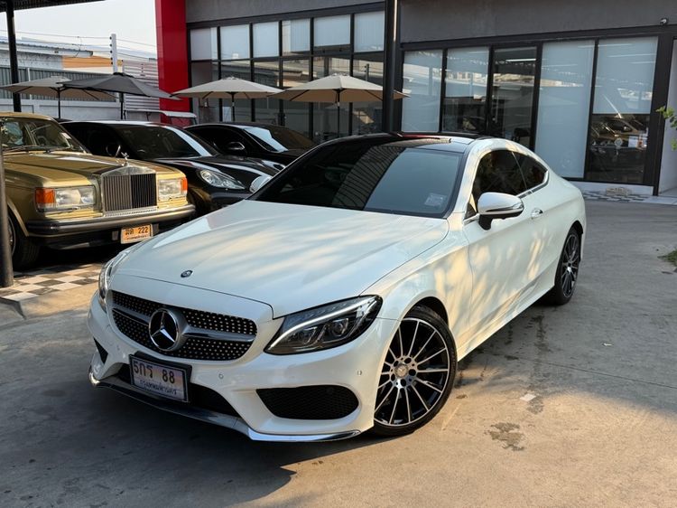 Mercedes-Benz C-Class 2017 Sedan เบนซิน ไม่ติดแก๊ส เกียร์อัตโนมัติ ขาว รูปที่ 2
