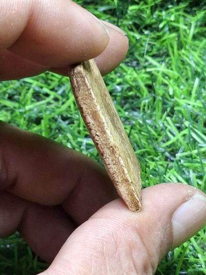 (ปิดแล้วครับ)วัดเกศไชโยพิมพ์เจ็ดชั้นเอวกว้าง ( พระในตำนาน มีในสาระบบ ) คราบกรุครบ เนื้อจัดสวย มีรอยซ่อมเก่าโบราณที่มุมล่างนิดเดียว รูปที่ 4