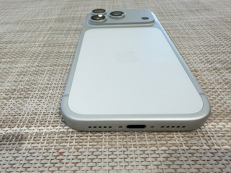 iPhone 117Pro 256 สีขาว ผ่อนได้ รับเทิร์น รูปที่ 2