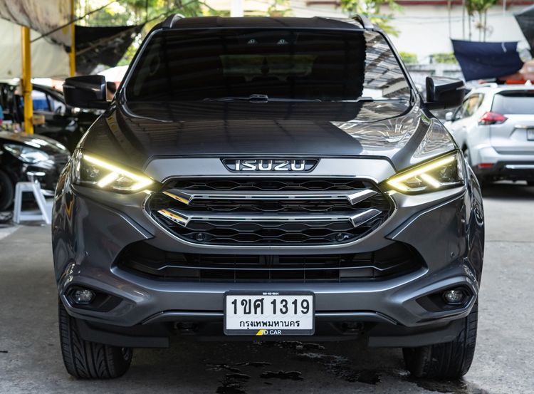 รถ Isuzu MU-X 3.0 Ultimate AT 2WD สี เทา