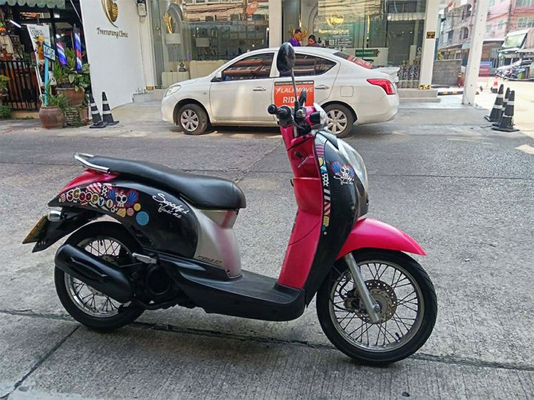 Honda 2011 Scoopy i ปี11 ภาษี69 สวยสด เครื่องดียอดเยี่ยม ราคา 14500 บาท