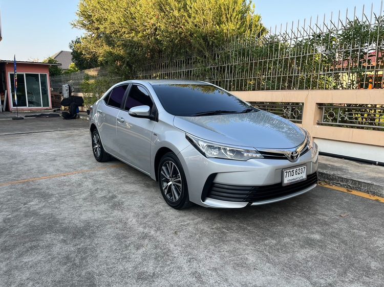 Toyota Altis 2018 1.6 G Sedan เบนซิน เกียร์อัตโนมัติ บรอนซ์เงิน รูปที่ 2