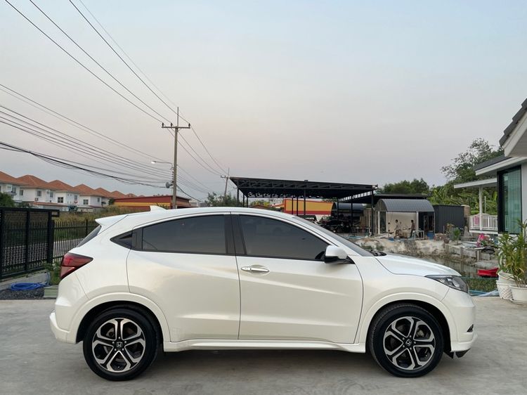 Honda HR-V 2017 1.8 E Limited Utility-car เบนซิน ไม่ติดแก๊ส เกียร์อัตโนมัติ ขาว รูปที่ 4