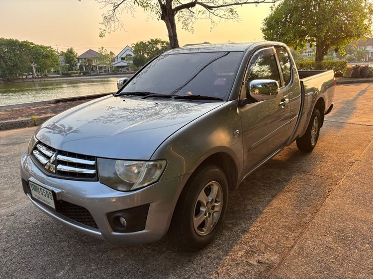 รถ Mitsubishi Triton 2.5 GLX สี เทา
