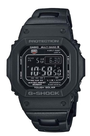 Casio G-Shock GW-M5610UBC - สีดำ ไฟเขียว
