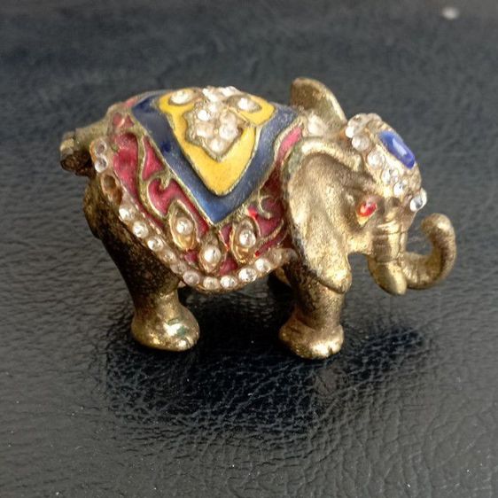 อื่นๆ ช้างประดับจิวเวลลี่ ทองเหลืองแท้ ขนาด 1 นิ้ว 