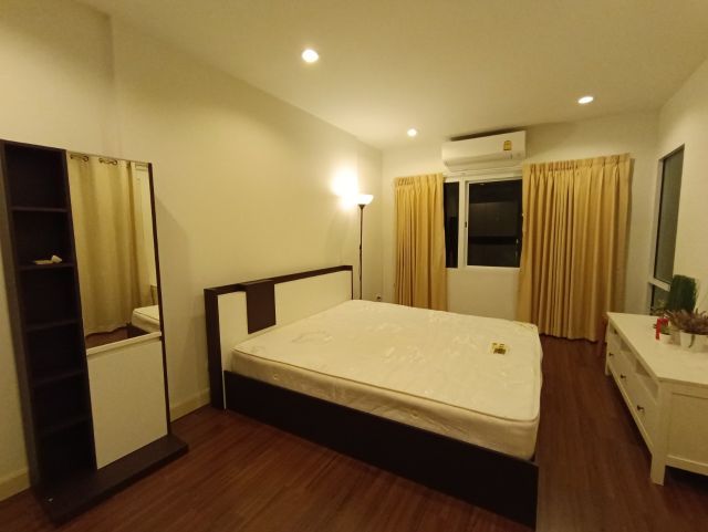 มีบางส่วน  ให้เช่าบ้าน 3 ชั้น หมู่บ้านทาวน์พลัสเอ็กส์ลาดพร้าว เลียบด่วนรามอินทรา 27 ตรว. รูปที่ 3
