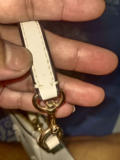 กระเป๋าถือ Coach รุ่น Nolita 19 พร้อมปักลายดอกเดซี่ รูปที่ 18