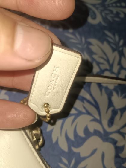 กระเป๋าถือ Coach รุ่น Nolita 19 พร้อมปักลายดอกเดซี่ รูปที่ 3