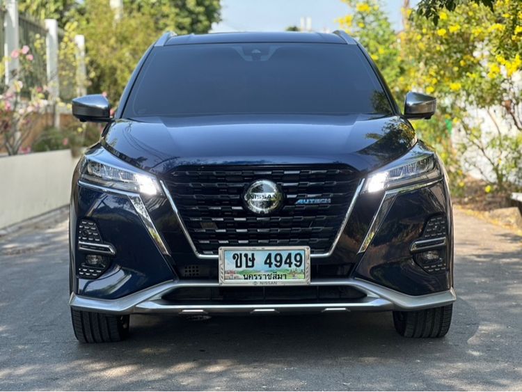 รถ Nissan Kicks 1.2 Autech สี น้ำเงิน