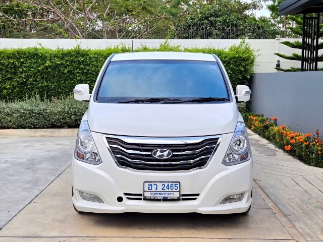 Hyundai H-1  2016 2.5 Limited ดีเซล เกียร์อัตโนมัติ ขาว รูปที่ 4