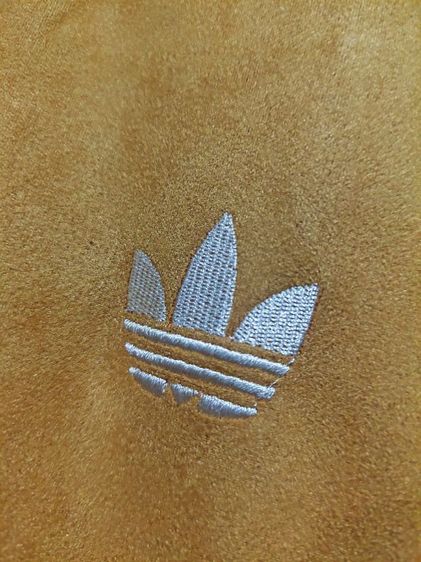 
เสื้อเเจ็คเก็ต อาดิดาส V.2 อก 48 มือ 1 ป้ายห้อย ผ้ากำมะยี่ทั้งตัว
โลโก้ปัก กระเป๋า 2 ข้าง
 รูปที่ 7