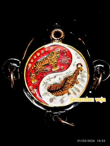 เศรษฐีเมืองขอน หลวงพ่อไฉน เนื้อทองฝาบาตรลงยา พร้อมเลี่ยมเลนส์ รับประกันแท้ รูปที่ 4