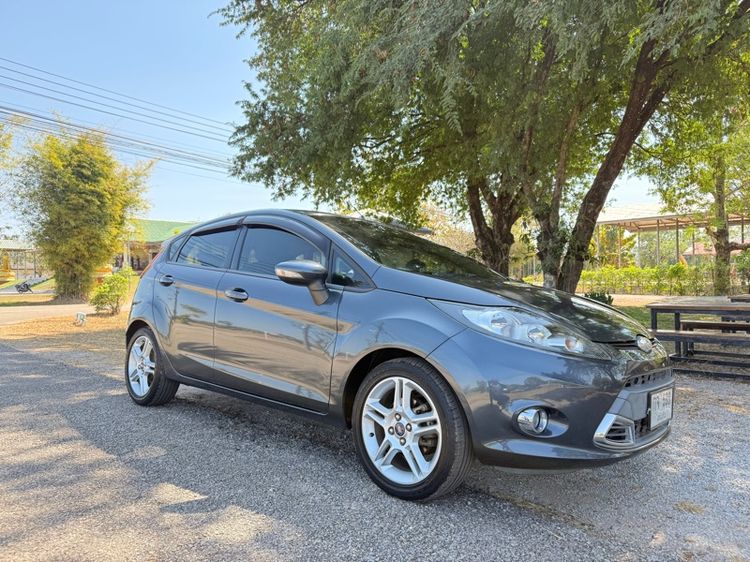 รถ Ford Fiesta 1.5 Sport สี เทา