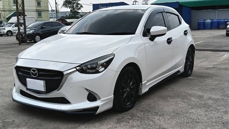 Mazda Mazda 2 2019 1.3 High Connect Sedan เบนซิน ไม่ติดแก๊ส เกียร์อัตโนมัติ ขาว
