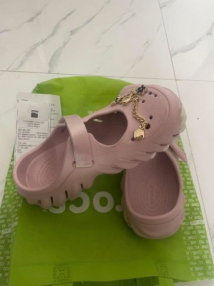 Crocs รูปที่ 2