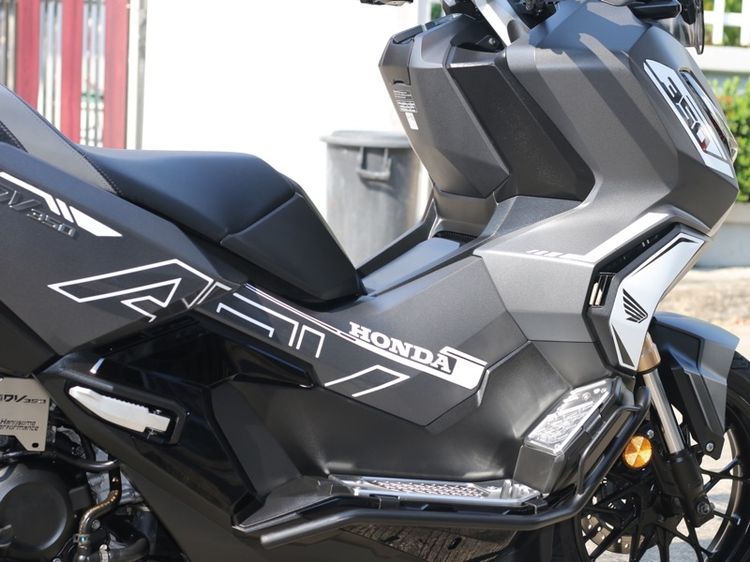 Honda ADV 350 ปี 2022 สวยเล่มครบพร้อมโอน รูปที่ 3
