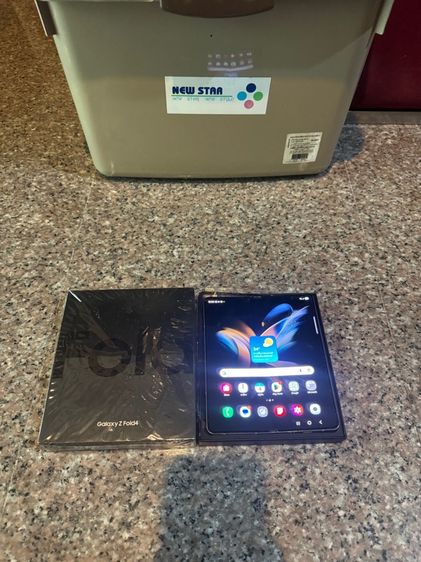 ขายSamsungFold4สีใหม่หายากBeige,Gray Green512กิ๊กมีกล่องไร้รอยตกสภาพสวยๆใช้งานดีถูกมากกก