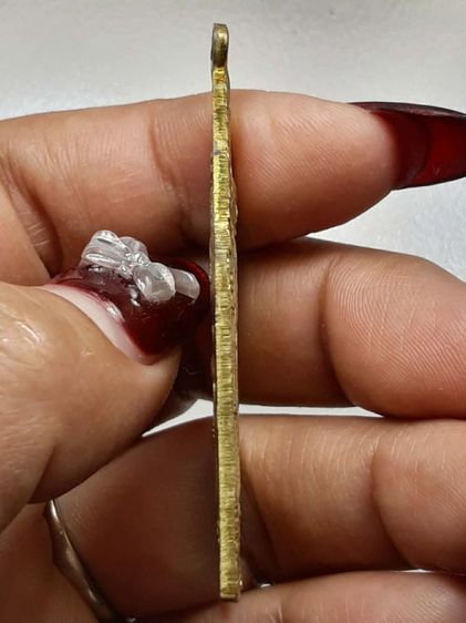 เหรียญหลวงพ่อพิบูลย์ วัดพระแท่น ฝาบาตร รูปที่ 4