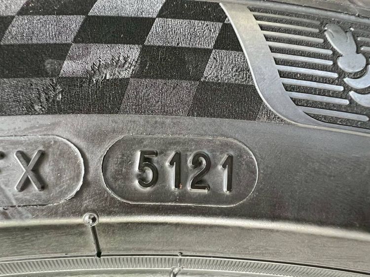 ยาง Michelin Pilot Sport4 295 35 21 คู่ 2500 บาท สภาพดี รูปที่ 8