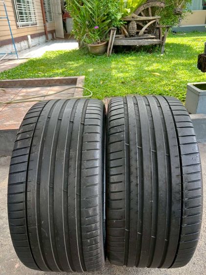 ยาง Michelin Pilot Sport4 295 35 21 คู่ 2500 บาท สภาพดี