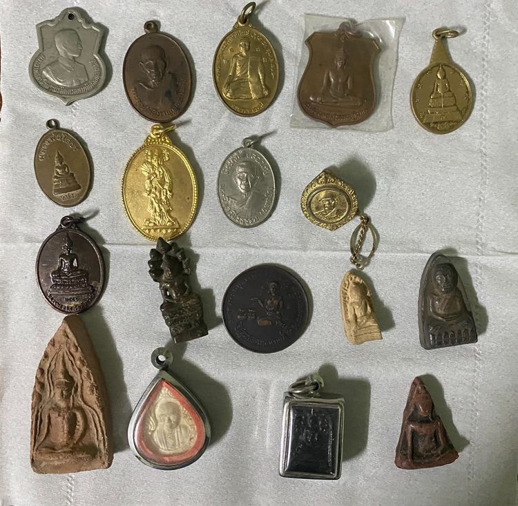 พระเครื่องเหมา