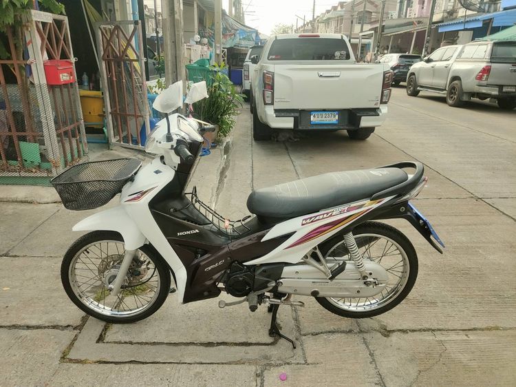 🛵ยังไงก็ขาย WAVE110 i ปี 56 เครื่องดี สีสวย สตาร์ทมือ รถบ้านเดิมๆ เล่มชุดโอนครบ+เปลี่ยนถ่ายน้ำมันเครื่องฟรี ส่งฟรี30 ก.ม รูปที่ 2