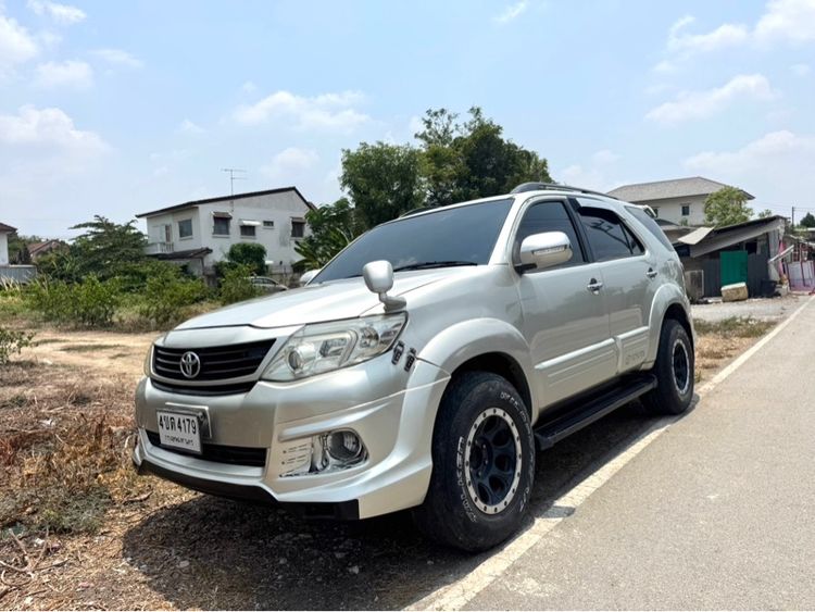 Toyota Fortuner 2008 2.7 V Utility-car เบนซิน ไม่ติดแก๊ส เกียร์อัตโนมัติ เทา รูปที่ 4