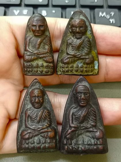 หลวงปู่ทวดเหมา4องค์550บาท