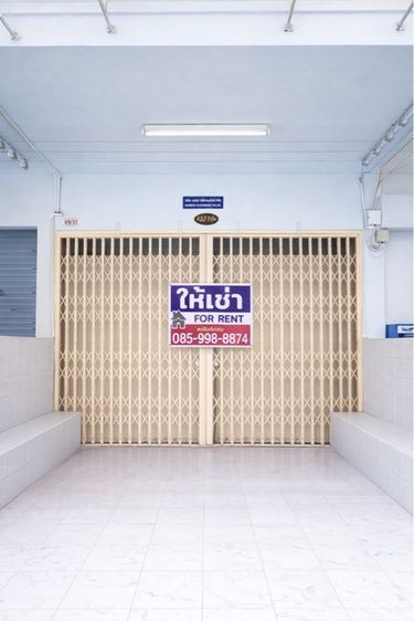 ให้เช่าอาคารพาณิชย์ อ้อมใหญ่ 4 ชั้นครึ่ง พื้นที่ใช้สอยกว่า 220ตรม. หน้ากว้าง4เมตร ลึก15เมตร  เหมาะสำหรับทำออฟฟิศ-สตูดิโอ รูปที่ 2