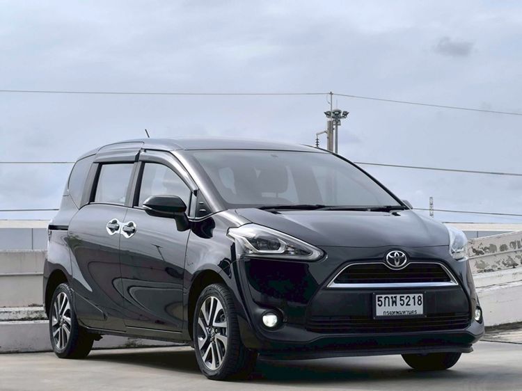 Toyota Sienta 2016 1.5 V Van เบนซิน ไม่ติดแก๊ส เกียร์อัตโนมัติ ดำ