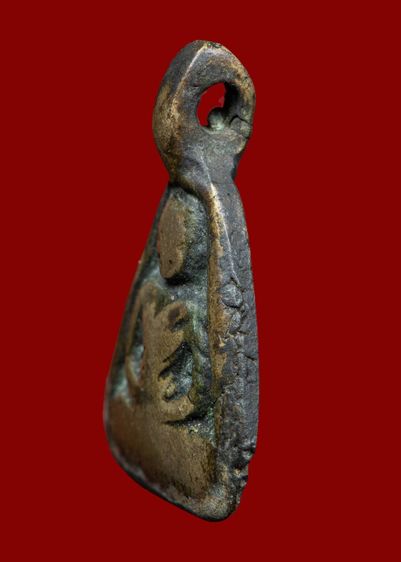 หลวงพ่อเงินจอบเล็กสภาพสึก รูปที่ 3