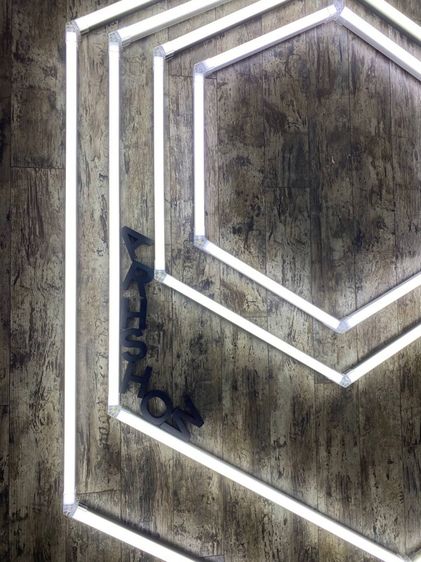 ไฟ LED รังผึ้ง (Honeycomb) 36–108W ปรับขนาดได้ สำหรับอู่รถ ร้านตัดผม ร้านเสริมสวย สำนักงาน แสงสว่างสูง ประหยัดไฟ  รูปที่ 7