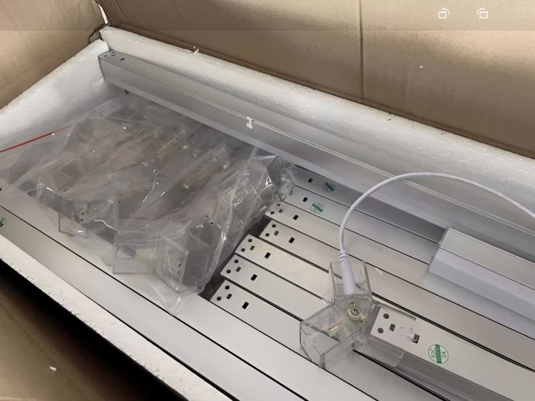 ไฟ LED โมดูล 2 ช่องสี่เหลี่ยม 108W ดีไซน์ทันสมัย สำหรับร้านตัดผม คาร์แคร์ ฟิตเนส ปรับรูปแบบได้ แสงสว่างสูง รูปที่ 9