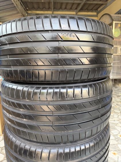ยางKUMHO 255 40 R19ดอกเต็มเหมือนใหม่ รูปที่ 3