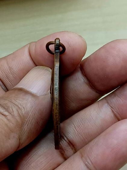 เหรียญรุ่นแรกปี20 หลวงพ่อเสมา วัดตลุกดู่ จ.อุทัยธานี รูปที่ 9