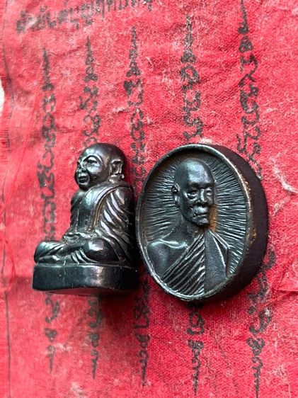 หลวงพ่อแพ พ่อเงิน รูปที่ 2