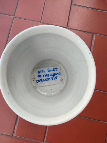 กะโถนปังเคย สูง 7นิ้ว ปากกว้าง 7 นิ้วกว่า น้ำหนักเบา  มีตำหนิ เหมาะไว้ศึกษษ รูปที่ 3