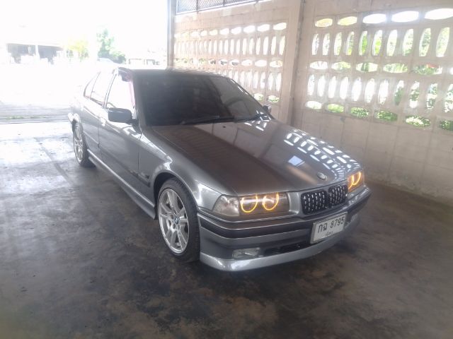 BMW Series 3 1998 328i Sedan เบนซิน เกียร์อัตโนมัติ เทา รูปที่ 2