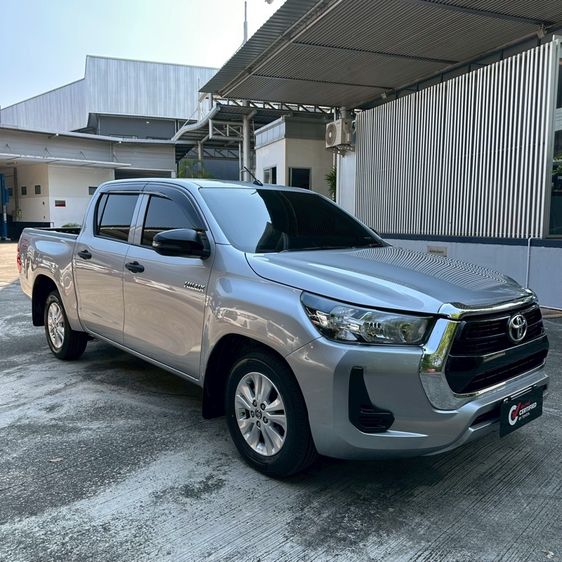 Toyota Hilux Revo 2021 Double Cab 2.4 Entry Std Z Edition Pickup ดีเซล ไม่ติดแก๊ส เกียร์อัตโนมัติ บรอนซ์เงิน