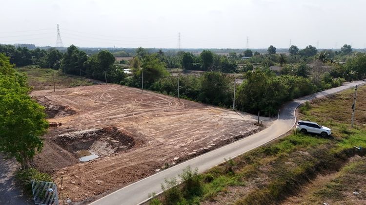 ขายที่ดิน 200 ตร.วา คลองเขื่อน ฉะเชิงเทรา ฟรีโอน ทำเลสวย ติดถนน รูปที่ 3