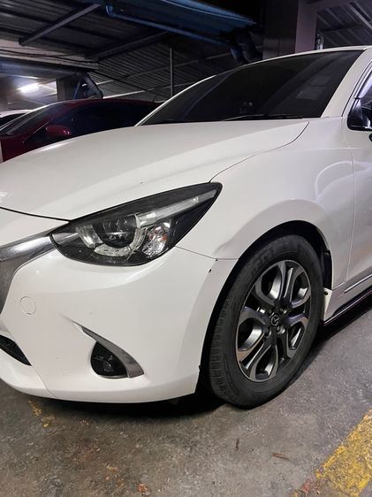 Mazda Mazda 2 2017 1.5 Skyactiv-D Sedan ดีเซล เกียร์อัตโนมัติ ขาว รูปที่ 2