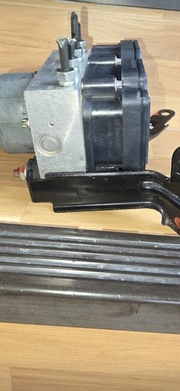 suzuki swift ขาย ABS แท้ติดรถปี 2012