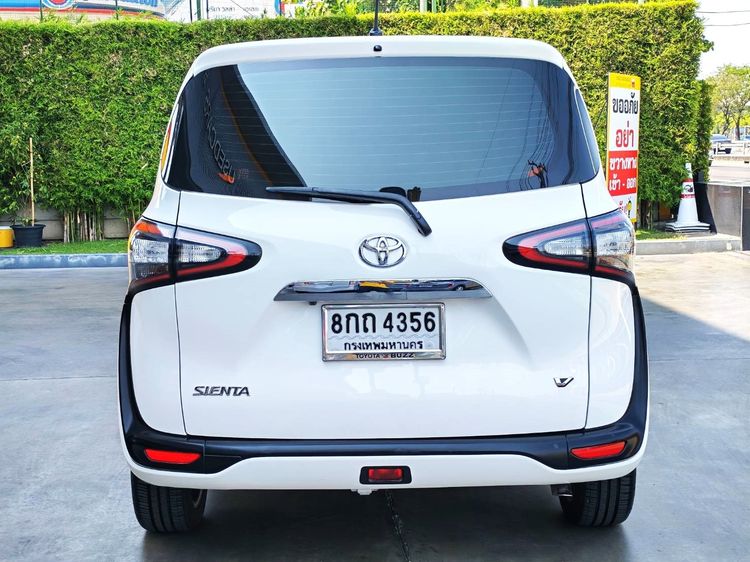 Toyota Sienta 2019 1.5 V Utility-car เบนซิน ไม่ติดแก๊ส เกียร์อัตโนมัติ ขาว รูปที่ 4