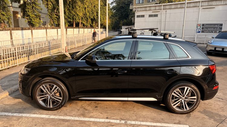 Audi Audi Q5 2018 2.0 TFSI Quattro 4WD Utility-car เบนซิน เกียร์อัตโนมัติ ดำ รูปที่ 3