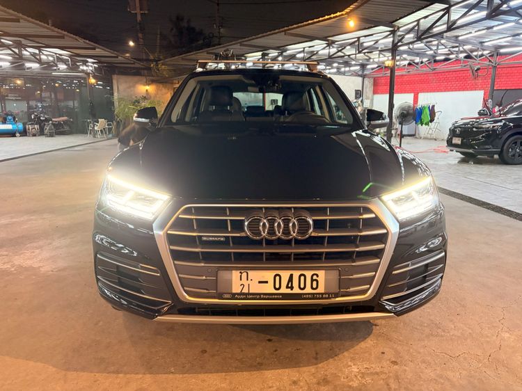 Audi Audi Q5 2018 2.0 TFSI Quattro 4WD Utility-car เบนซิน เกียร์อัตโนมัติ ดำ รูปที่ 2