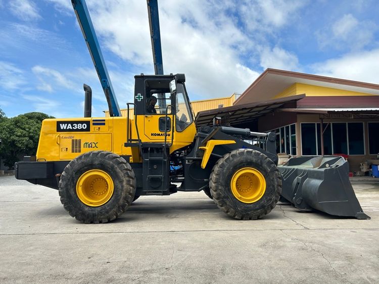 รถตักล้อยาง KOMATSU  รุ่น WA380-3 บุ้งกี๋ 3 คิว ยกสูง 3.9 ม. รถเก่านอกนำเข้า รูปที่ 7
