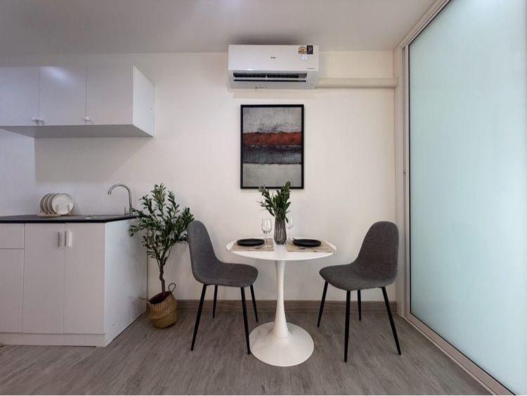 ไม้ ชุดเซ็ทโต๊ะและเก้าอี้