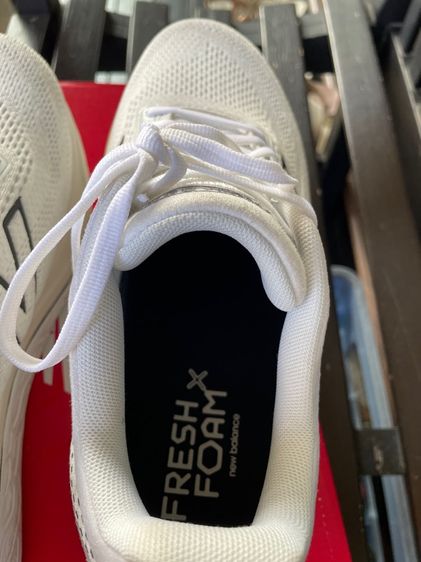 New Balance 860V14 หน้ากว้าง 4E สีขาว จาก USA ในไทยไม่มี size นี้ สภาพดี กล่องครบ ไซส์ 27cm  รูปที่ 7